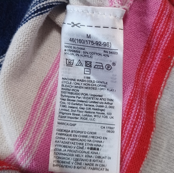 GAP Women’s Crazy Stripe Crewneck Sweater Size M Multicolor Rainbow Knit Soft - Picture 7 of 8